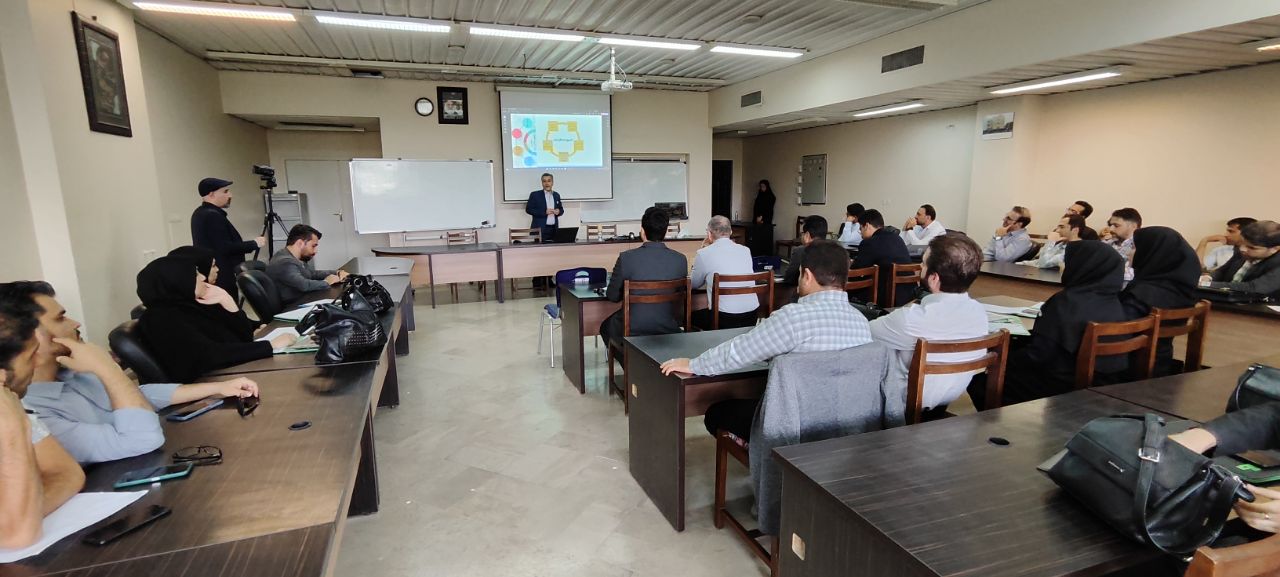 کارگاه آموزشی "لجستیک خودروسازی ژاپن و چین و مقدمه‌ای بر SCM"